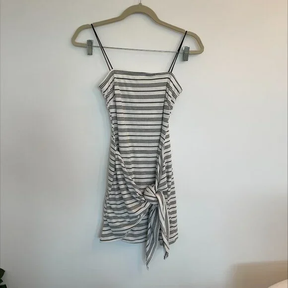 White Fox Striped Bodycon Mini Dress Tie Front Ribbed Size 6 - Picture 6 of 8